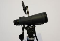 Fujinon FMTR-SX 10x70 binoculars and Galaxy XCover Pro on BV-15 fluid head